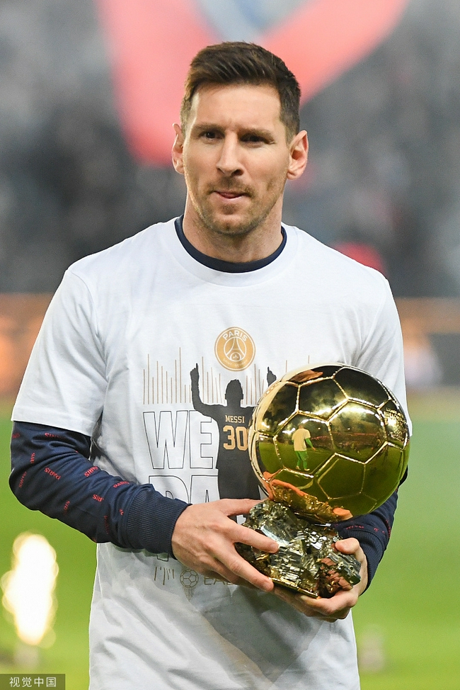 徐宏杰分享续约喜悦：尽最大努力康复，要以最佳状态重返赛场（徐宏杰谈续约：全力康复，力争以最佳状态回归赛场）