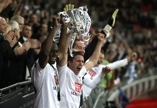 巴尔韦德：我们在一次定位球中丢掉了三分，防守应该做得更好（巴尔韦德：定位球失守致痛失三分，防线应更稳健）