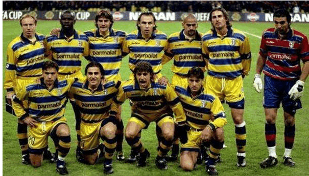 国足12年12大时刻：长沙保卫战、奇迹逃生、全村希望在列（回望国足12年12个高光时刻：长沙保卫战、奇迹逃生与全村希望皆上榜）