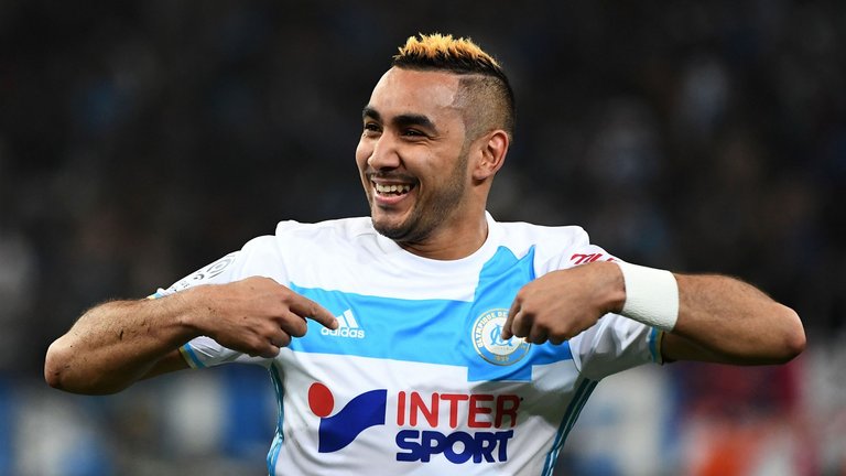 日职半场：古斯塔夫森建功，浦和红钻1-0川崎前锋（半场战报：古斯塔夫森破门，浦和红钻暂1-0领先川崎前锋）