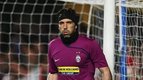 李磊谈足协杯夺冠：老将终会落幕，所以我们特别珍惜这个机会（李磊谈足协杯冠军：老将终有谢幕日，我们格外珍惜当下机会）