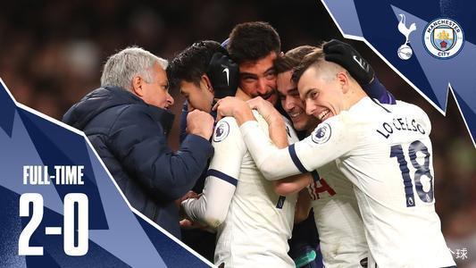 荣获马德里足协颁发的体育传奇奖，托雷斯晒图感谢马德里足协（托雷斯获颁马德里足协体育传奇奖，晒图致谢）