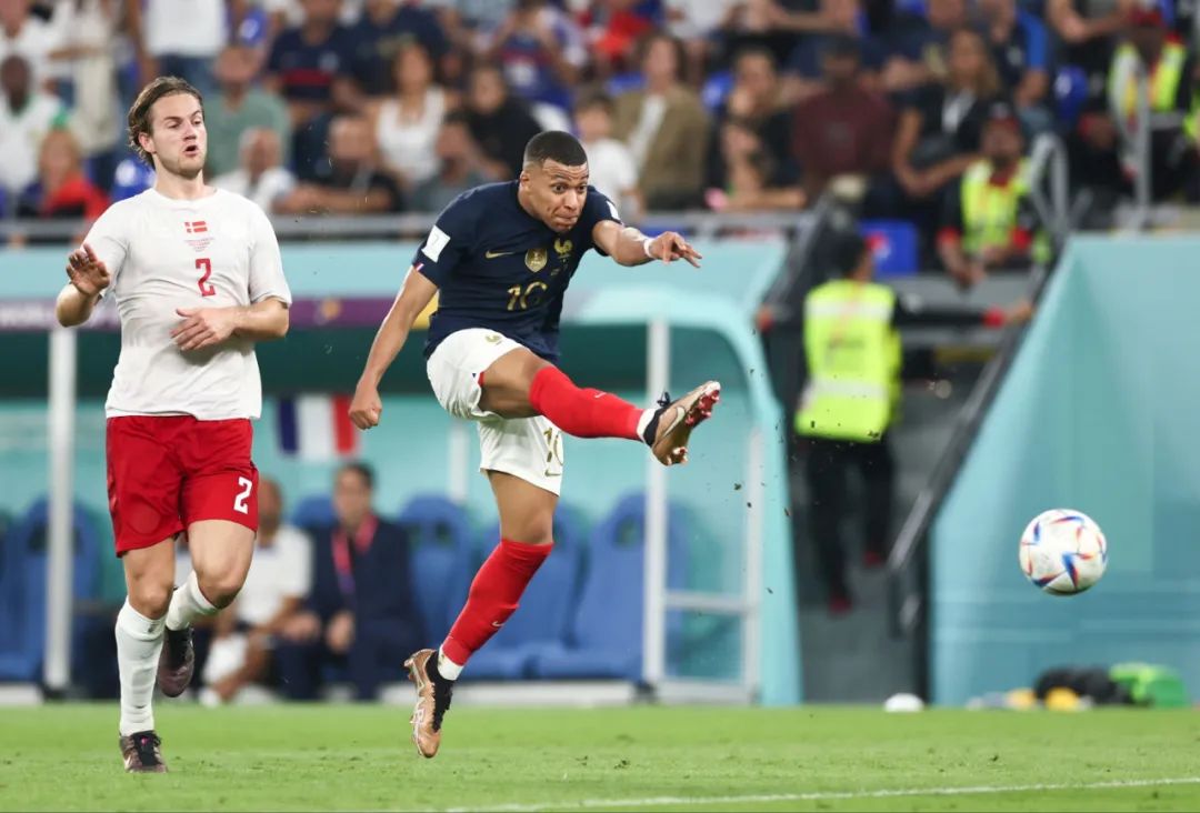 欧冠精彩进球回顾：梅西助攻集锦,（欧冠经典进球盘点：梅西助攻高光瞬间）