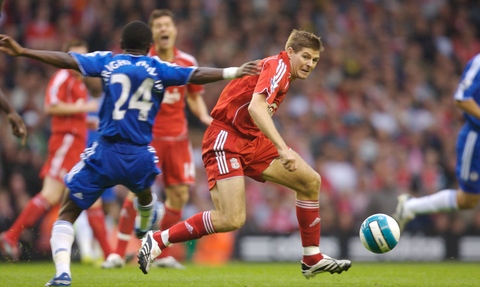 曼联错失良机，西汉姆联打击与英超联赛影响（曼联挥霍良机，西汉姆重击引发英超格局震荡）